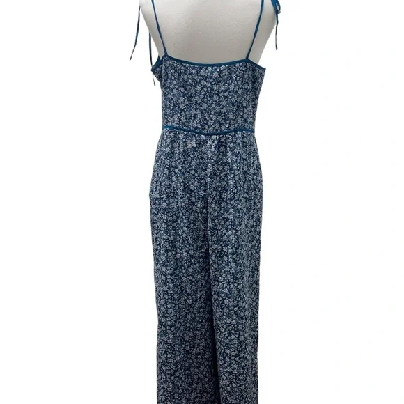 ALI & JAY Lagoon Stolls Blue Floral Wide-Leg Jumpsuit, size large. Damage flaws - Picture 11 of 17
